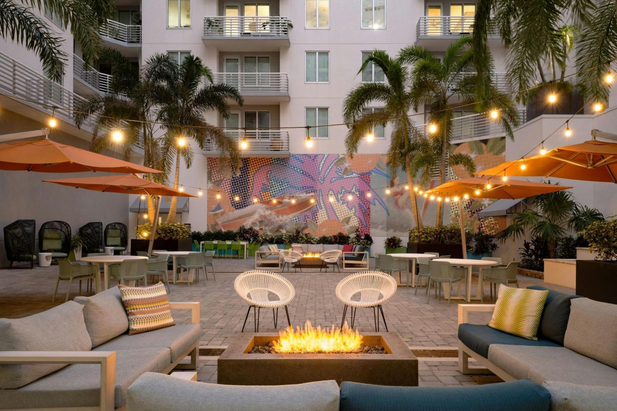 Aloft Sarasota Hotell Eksteriør bilde