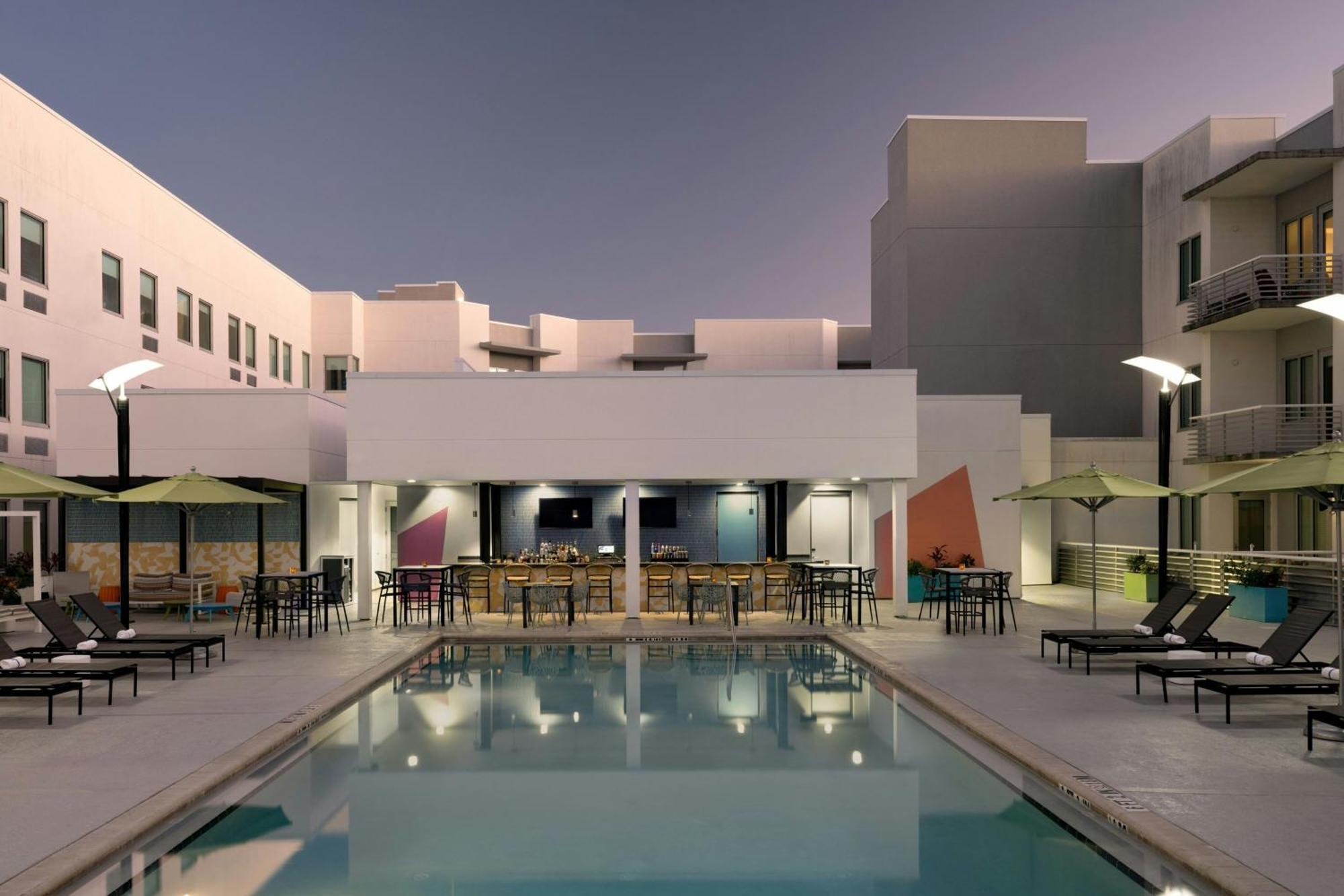 Aloft Sarasota Hotell Eksteriør bilde